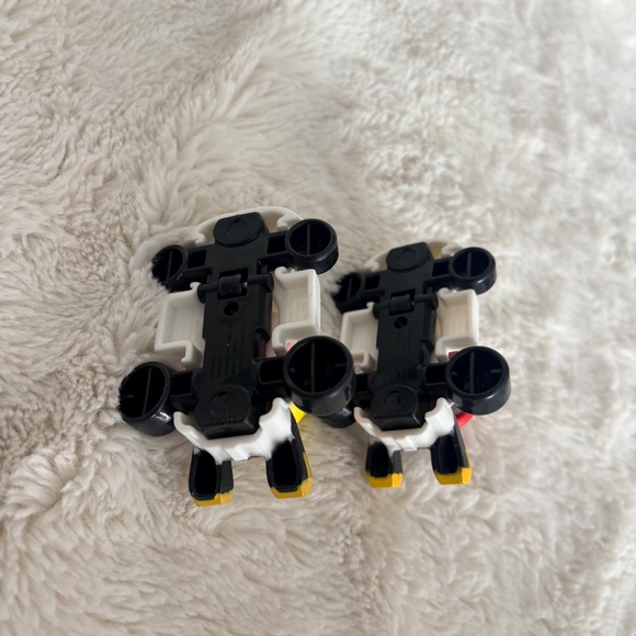 McDonald’s Mario Kart Mario & Princess Peach Toys Happy Meal Figures - Picture 6 of 7